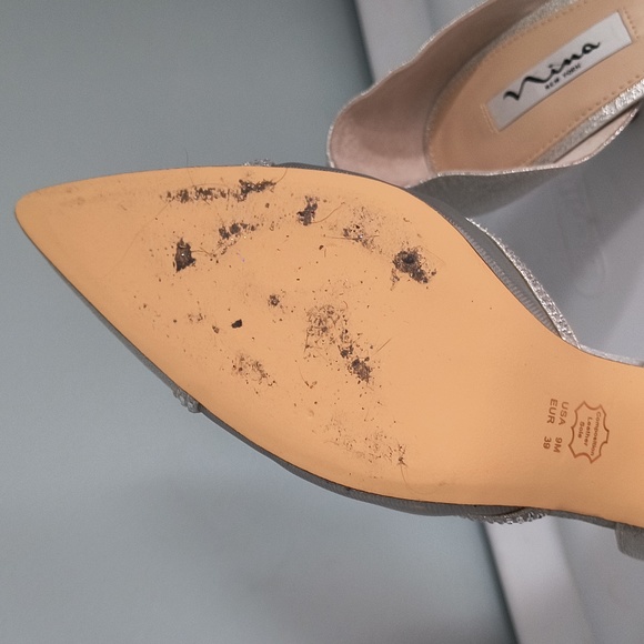Nina size 9 silver shoes - Picture 4 of 4